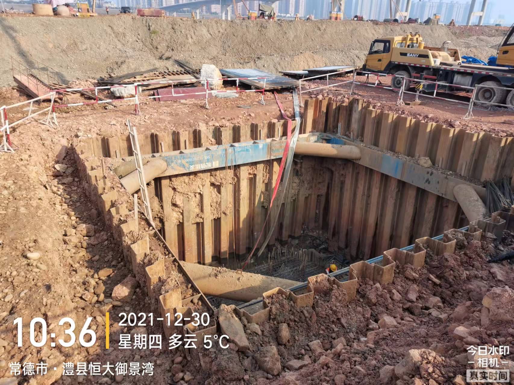 福焱建筑設備租賃鋼板樁施工,福焱建筑設備租賃靜壓樁機,湖南福焱機械設備有限公司